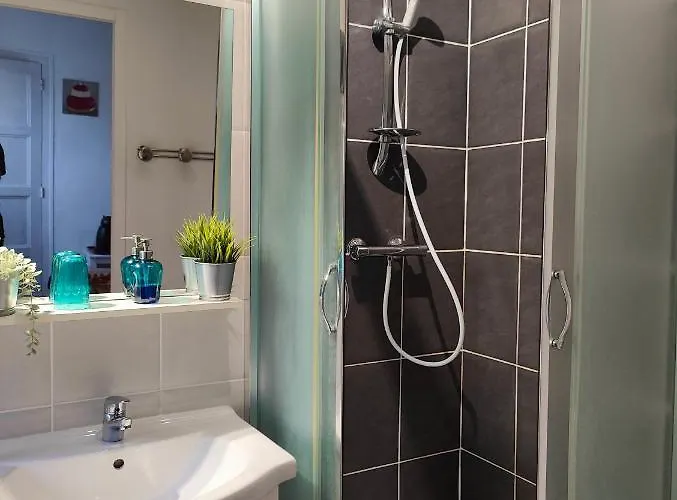 Apartament - Gare- Mont Saint-michel *